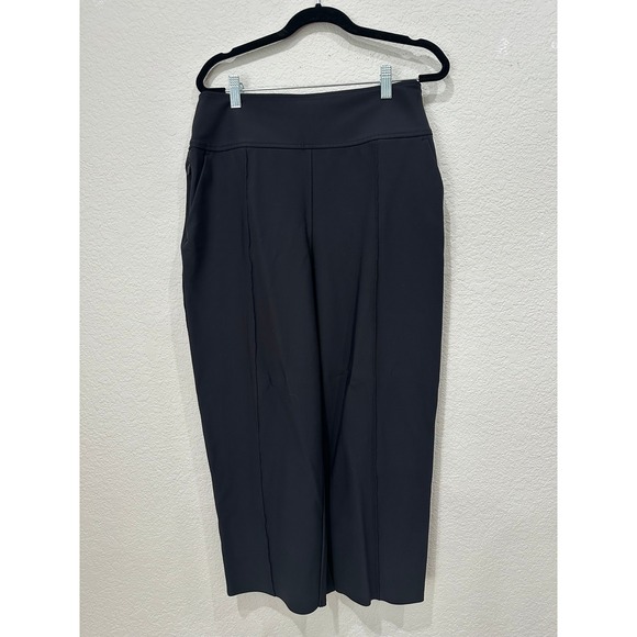 Athleta Pants - Athleta Brooklyn Wide Leg Crop Pants Black W 10 Side Zip High Rise Seam Front